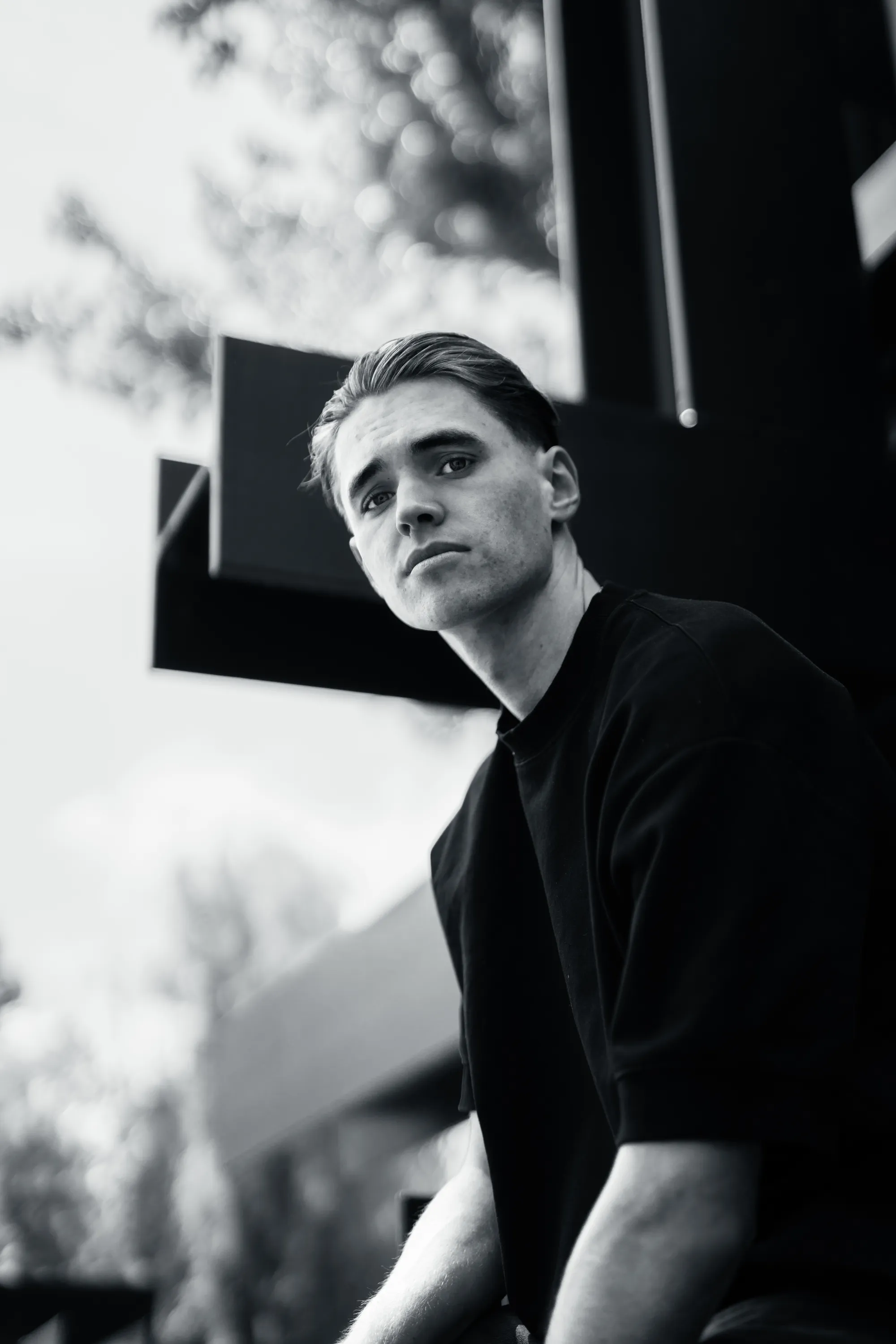 Gissa DJ Close Up Studio